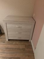 Babykamer ledikant en commode, Ophalen of Verzenden
