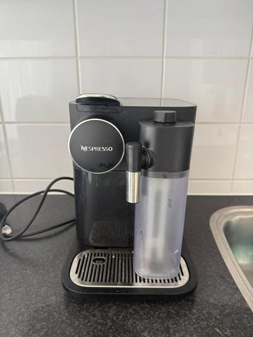 De'Longhi Nespresso Gran Lattissima koffieapparaat  beschikbaar voor biedingen