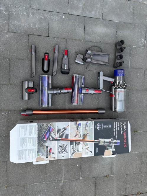 Dyson v10 absolute, Witgoed en Apparatuur, Stofzuigers, Gebruikt, 1200 tot 1600 watt, Reservoir, Ophalen of Verzenden
