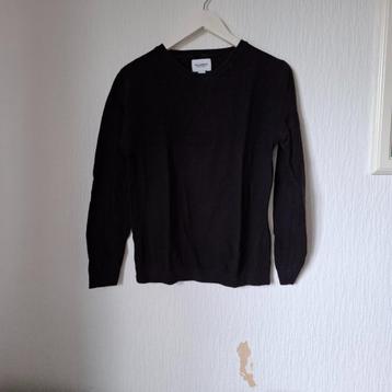 Pull & Bear zwarte trui maat M beschikbaar voor biedingen