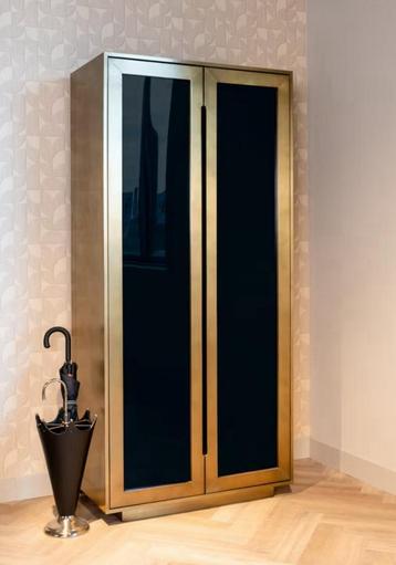 Richmond Vitrinekast Finsbury Brass, 209 x 97cm, dressoir beschikbaar voor biedingen