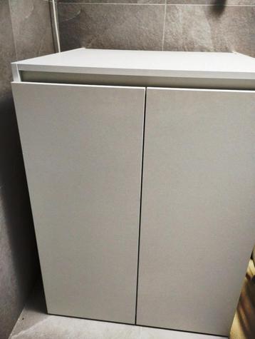 Te koop wegens verplaatsing wasmachine naar de berging. beschikbaar voor biedingen