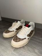 Gucci Low-top sneakers - Maat 43 - Zo goed als nieuw, Kleding | Heren, Schoenen, Bruin, Ophalen of Verzenden, Zo goed als nieuw