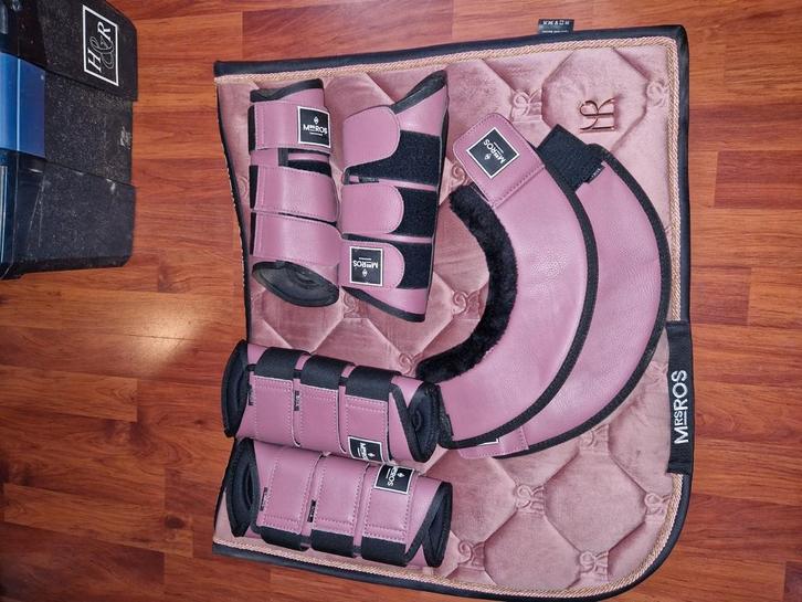 Verschillende zo goed als nieuwe spullen te koop, Dieren en Toebehoren, Paarden en Pony's | Dekens en Dekjes, Ophalen of Verzenden