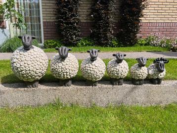 Schapen handgemaakt keramiek beschikbaar voor biedingen