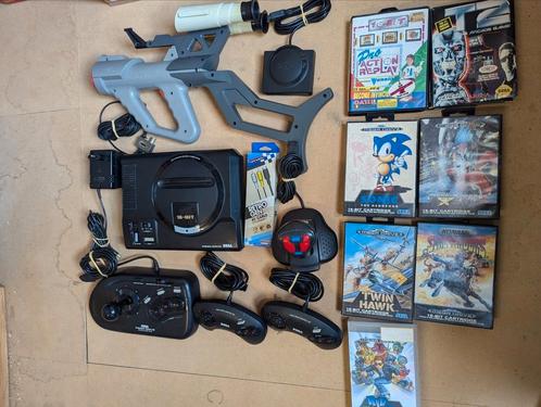 Gruwelijk toffe Sega megadrive set met accessoires en games, Spelcomputers en Games, Spelcomputers | Sega, Zo goed als nieuw, Mega Drive