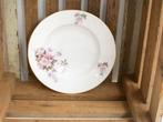Bord met bloemmotief 25049, Ophalen of Verzenden, Gebruikt, Overige stijlen, Bord(en)