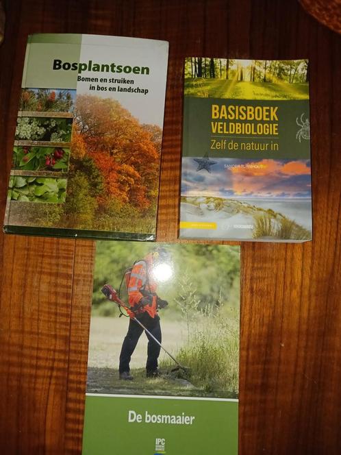 Boeken voor de Mbo opleiding Bos-en Natuurbeheer, Boeken, Schoolboeken, Zo goed als nieuw, Overige niveaus, Ophalen of Verzenden