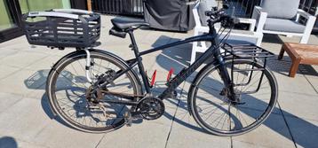 Specialized Sirrus Commuter Bike beschikbaar voor biedingen