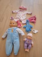 2 poppen met veel poppenspeelgoed erbij, Kinderen en Baby's, Speelgoed | Poppen, Ophalen of Verzenden, Gebruikt, Babypop