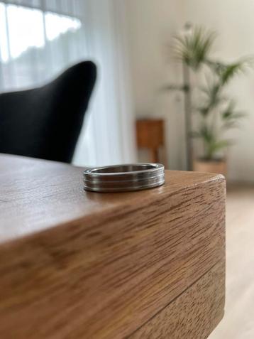 Roestvrijstalen heren ring  maat 21 z.g.a.n. beschikbaar voor biedingen