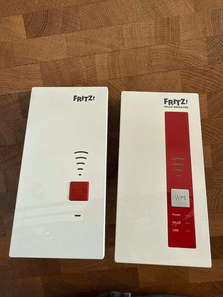 Twee FRITZ!WLAN Repeaters 1750E & 2400, Computers en Software, WiFi-versterkers, Gebruikt, Ophalen of Verzenden