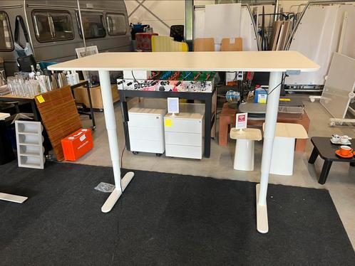Ikea Bekant zit-sta bureau 160x80 electrisch wit, Huis en Inrichting, Bureaus, Zo goed als nieuw, Stabureau, Elektrisch, In hoogte verstelbaar