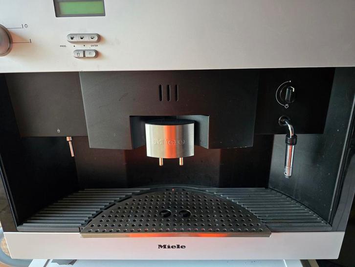 Verscheidene gebruikte koffiemachines ook inbouw. Werkend., Witgoed en Apparatuur, Koffiezetapparaten, Gebruikt, Koffiebonen, Koffiemachine