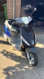 Gezocht: piaggio zip 2000 opknapper, Fietsen en Brommers, Scooters | Piaggio, Ophalen of Verzenden, Zo goed als nieuw, Benzine