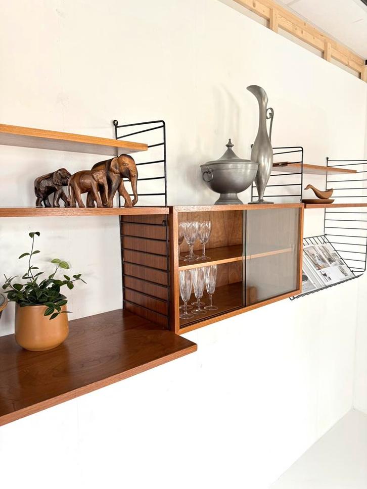 Vintage XXL teakhouten wandsysteem, Nisse strinning ‘60, Huis en Inrichting, Woonaccessoires | Wandplanken en Boekenplanken, Zo goed als nieuw