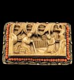 Antiek Zilver Broche handgesneden uit HertsHoorn bloedkoraal, Antiek en Kunst, Verzenden, Zilver