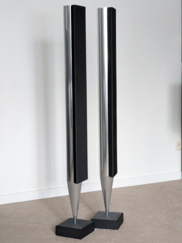 B&O BeoLab 8000, met 'Adaptive Bass', gereviseerd, Audio, Tv en Foto, Luidsprekers, Refurbished, Front, Rear of Stereo speakers