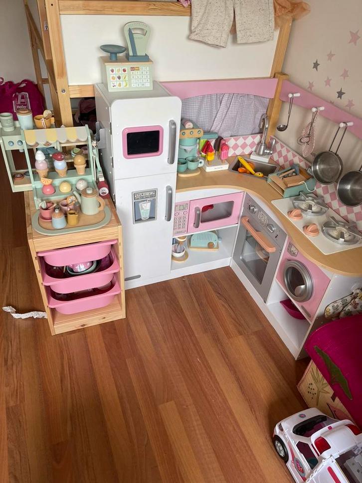 Speelkeuken met heel veel toebehoren, Kinderen en Baby's, Speelgoed | Speelkeukens, Zo goed als nieuw, Hout, Ophalen