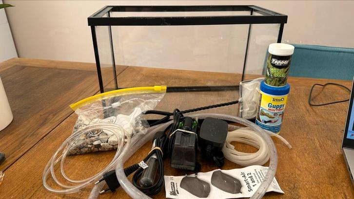 Compleet aquarium met heater, zuurstof, pomp en net, Dieren en Toebehoren, Vissen | Aquaria en Toebehoren, Gebruikt, Leeg aquarium