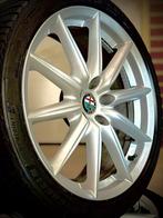 Alfa Romeo 19 inch Ti velgen Winterset, nette originele set, Gebruikt, Banden en Velgen, Winterbanden, 235 mm