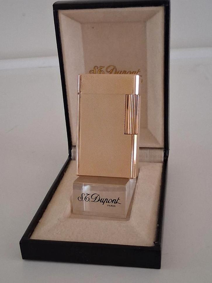 Dupont Aansteker L1 20U  Goud Kleur .ZGAN., Verzamelen, Rookartikelen, Aanstekers en Luciferdoosjes, Zo goed als nieuw, Aansteker