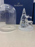 Swarovski kerst, hert met kerstboom onder stolp, Verzamelen, Ophalen of Verzenden, Zo goed als nieuw, Figuurtje