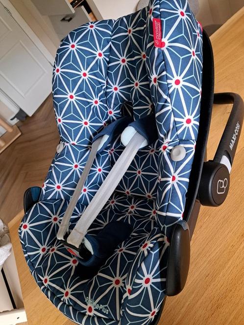 Maxicosi Pebble Plus, Kinderen en Baby's, Autostoeltjes, Gebruikt, Maxi-Cosi, 0 t/m 13 kg, Isofix, Ophalen