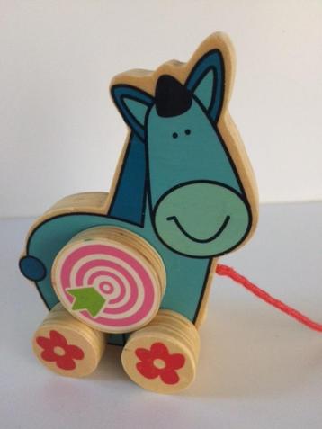 NIEUW houten trekpaard voor spelen of decoratie kinderkamer beschikbaar voor biedingen