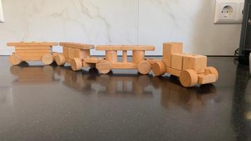 houten treintje 58 cm te demonteren beschikbaar voor biedingen
