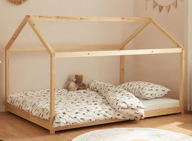 Bedje 140x200 - Houten Frame, Kinderen en Baby's, Kinderkamer | Bedden, Zo goed als nieuw, 180 cm of meer, 100 cm of meer, Lattenbodem