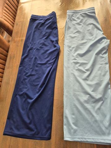 Wijde broek, XL, blauw en lichtblauw beschikbaar voor biedingen