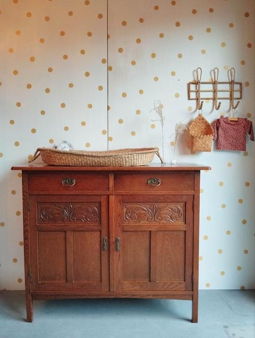 Vintage commode / massief eikenhout / Art Deco dressoir, Kinderen en Baby's, Kinderkamer | Commodes en Kasten, Zo goed als nieuw