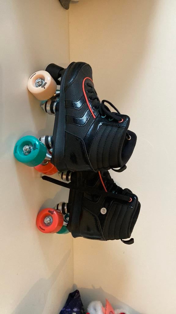 Oxelo rolschaatsen NIEUW 37 zwart kleur, Sport en Fitness, Skeelers, Ophalen of Verzenden, Nieuw