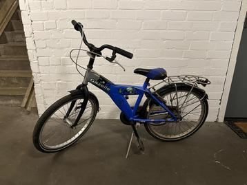 Jongens fiets ca 7/8 jaar beschikbaar voor biedingen