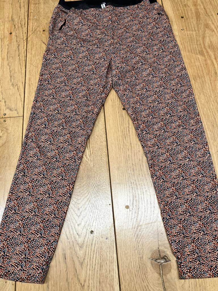 Stretchbroek van Kyra mt 42 izgst, Zwart, Maat 42/44 (L), Ophalen of Verzenden, Zo goed als nieuw