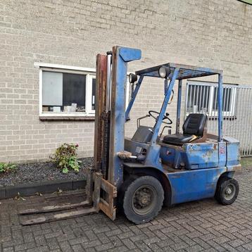 MITSUBISHI FD25 Diesel Heftruck FREELIFT beschikbaar voor biedingen