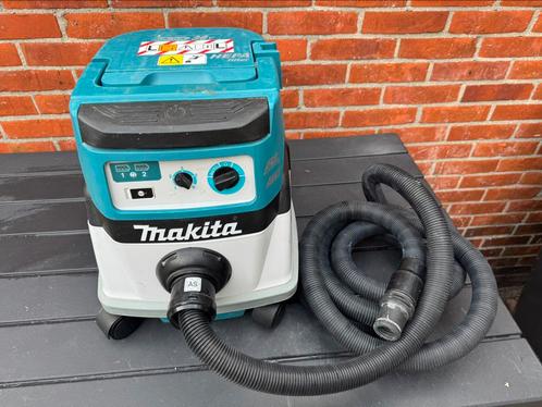 Makita DVC867L, Doe-het-zelf en Verbouw, Reinigingsmachines, Zo goed als nieuw, Overige typen, Ophalen of Verzenden