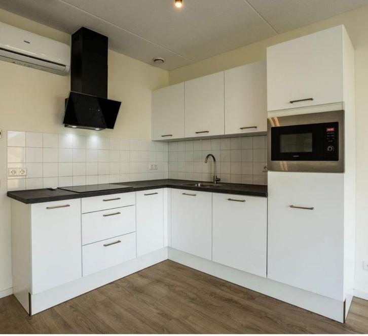 Keuken, Huis en Inrichting, Keuken | Complete keukens, Zo goed als nieuw, Hoekkeuken, Wit, Kunststof, Ophalen