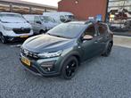 Dacia Sandero TCE 110 STEPWAY EXTREME (bj 2023), Gebruikt, Origineel Nederlands, Bedrijf, Handgeschakeld