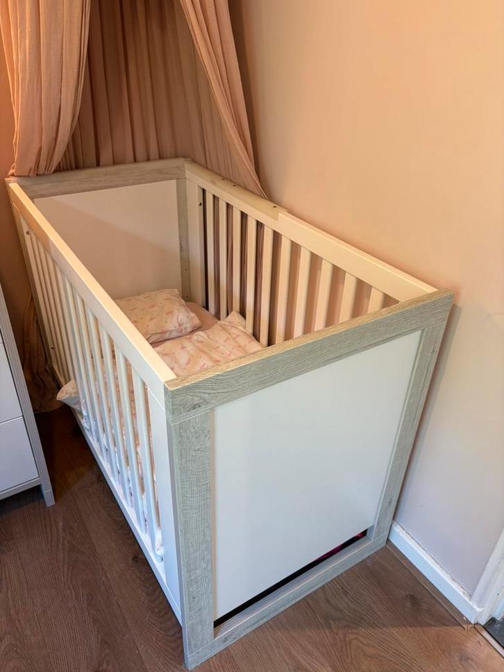 Ledikant met Aerosleep matras en dekbed, Kinderen en Baby's, Babywiegjes en Ledikanten, Gebruikt, Ledikant, Ophalen