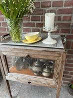 Pastel juskom geel model Sphinx, Antiek en Kunst, Antiek | Servies los, Ophalen of Verzenden