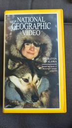 VHS - National Geographic - Overleven in Alaska, Alle leeftijden, Ophalen of Verzenden, Zo goed als nieuw
