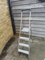 Huishoudtrap, Doe-het-zelf en Verbouw, Ladders en Trappen, Ophalen, Gebruikt, Trap, Opvouwbaar of Inschuifbaar