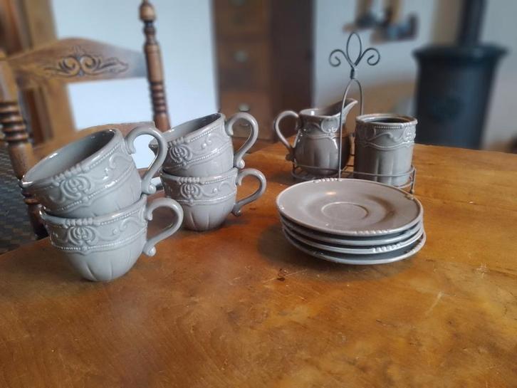 Countryfield koffie servies set., Huis en Inrichting, Keuken | Servies, Zo goed als nieuw, Overige typen, Overige stijlen, Porselein