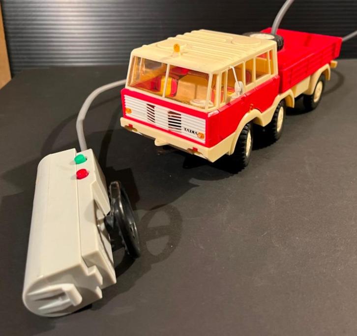 Tatra 813 6x6 ITES met afstandbediening, Verzamelen, Automerken, Motoren en Formule 1, Zo goed als nieuw, Auto's, Ophalen of Verzenden