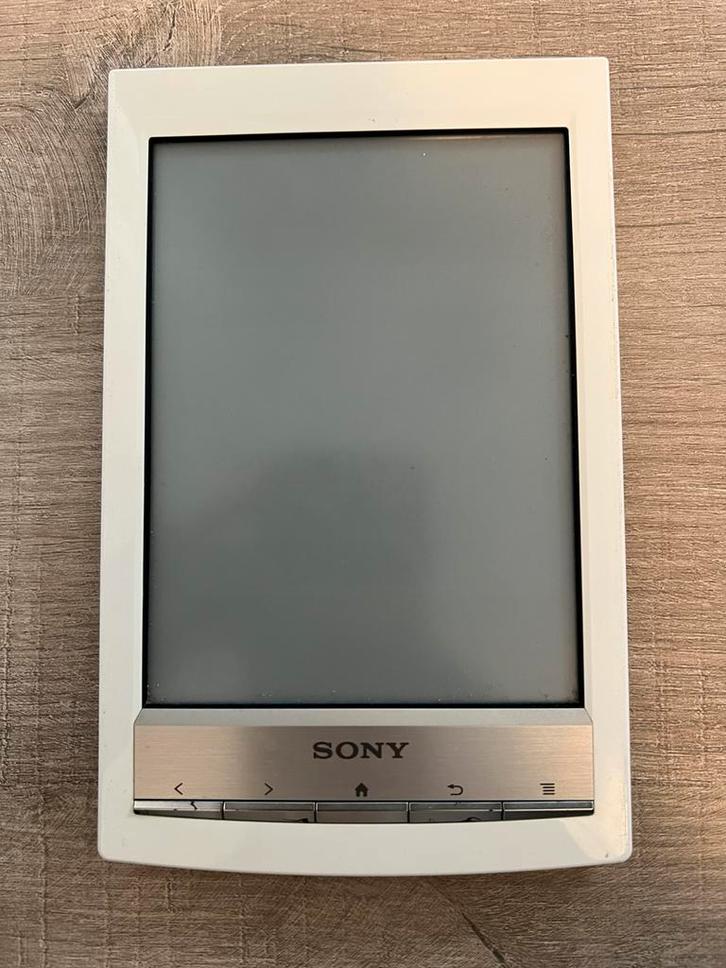 Sony e-reader (PRS-T1) - wit, Computers en Software, E-readers, Gebruikt, 6 inch of minder, 4 GB of minder, Uitbreidbaar geheugen