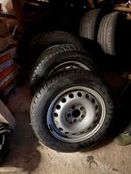 Mercedes Vito Winterbanden set op stalen velg, Auto-onderdelen, Ophalen, Bestelwagen, 16 inch, Banden en Velgen