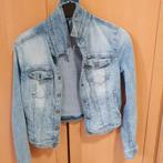 Benetton denim jeans jasje lichtblauw, Kleding | Dames, Jassen | Zomer, Gedragen, Blauw, Maat 38/40 (M), Ophalen of Verzenden