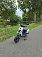 Piaggio Zip SP 80cc amethist 45km SP voorvork, Fietsen en Brommers, Scooters | Kymco, Ophalen, Zo goed als nieuw, Like